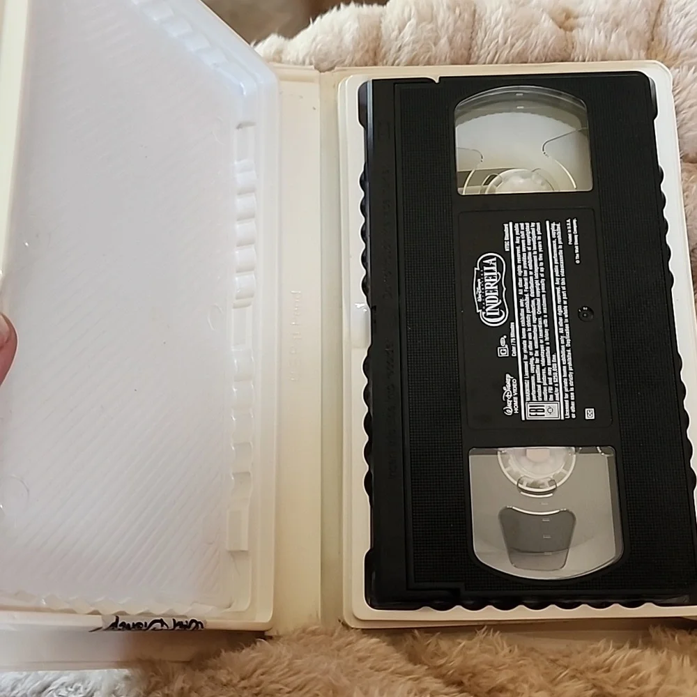 Rare Vintage Cinderella VHS Tape, 1995, Walt Disney Masterpiece Collection